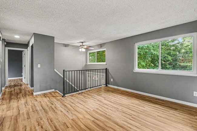Photo - Spacious 4-Bedroom Home Near North Table Mountain
