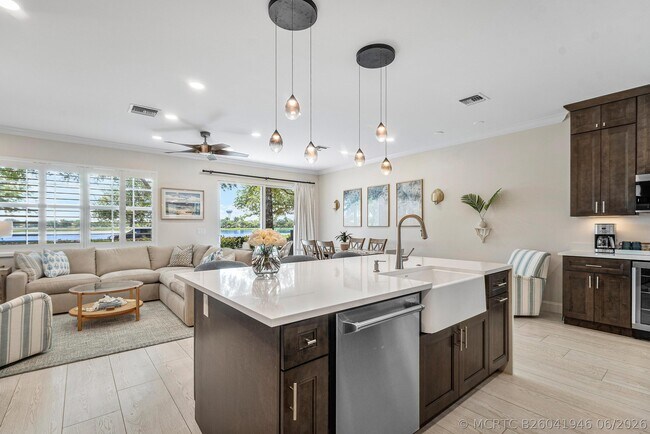 Photo - 550 Tomahawk Ct