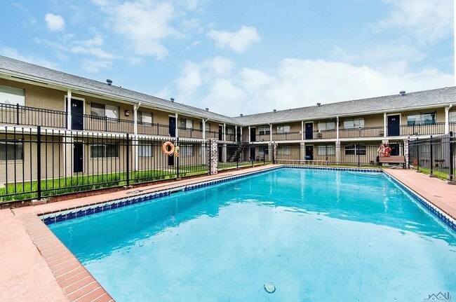 Building Photo - Sanford Apartments