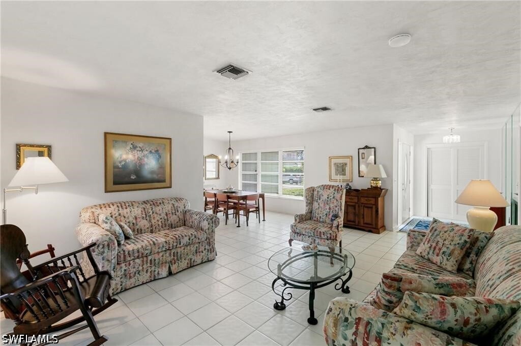 Photo - 751 Orchid Ct