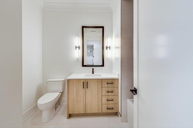 Photo - 3 bedroom in Chicago IL 60625 Unit 5S