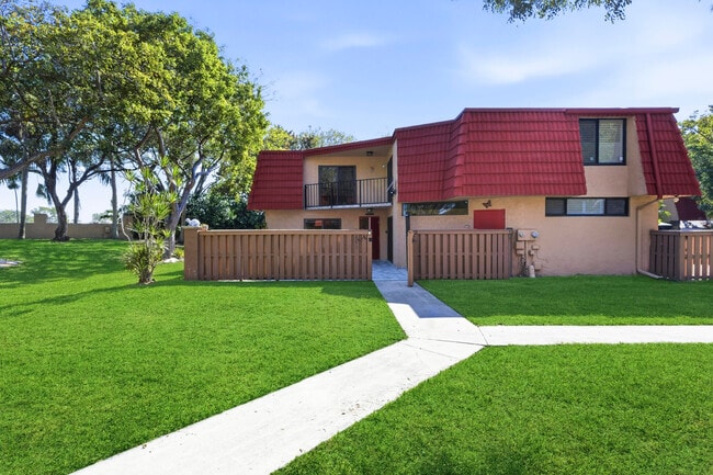 Building Photo - 8135 Severn Dr