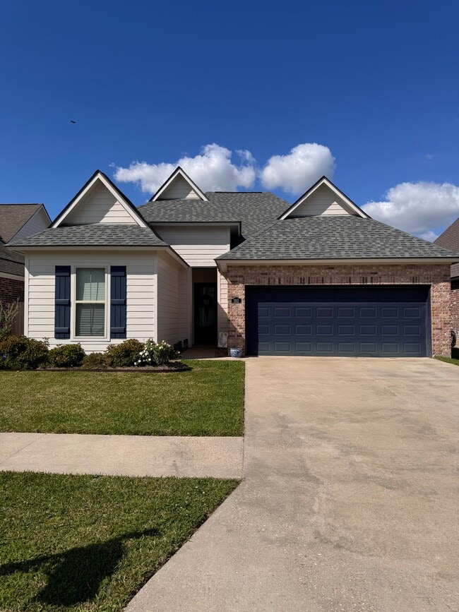 Building Photo - 103 Ella Hill St