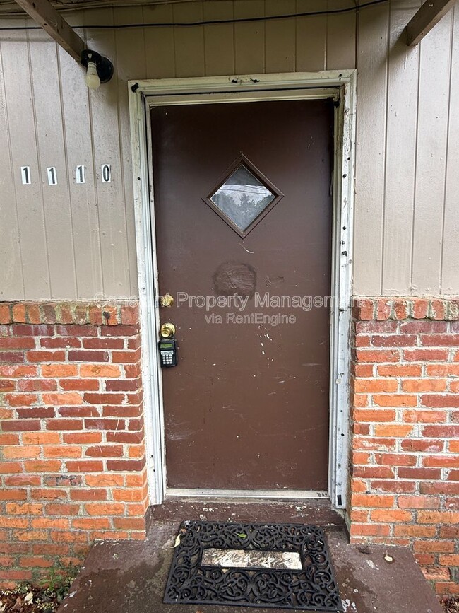 Photo - 1110 Dewey St
