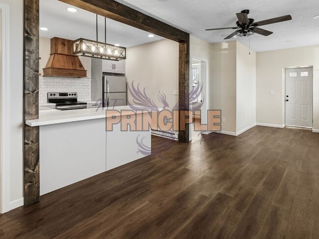 Photo - Park St. Apartments Unit 533 W. Park  C