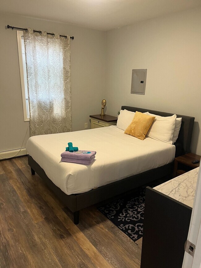 Photo - 378 Admiral St Unit ID1373633P