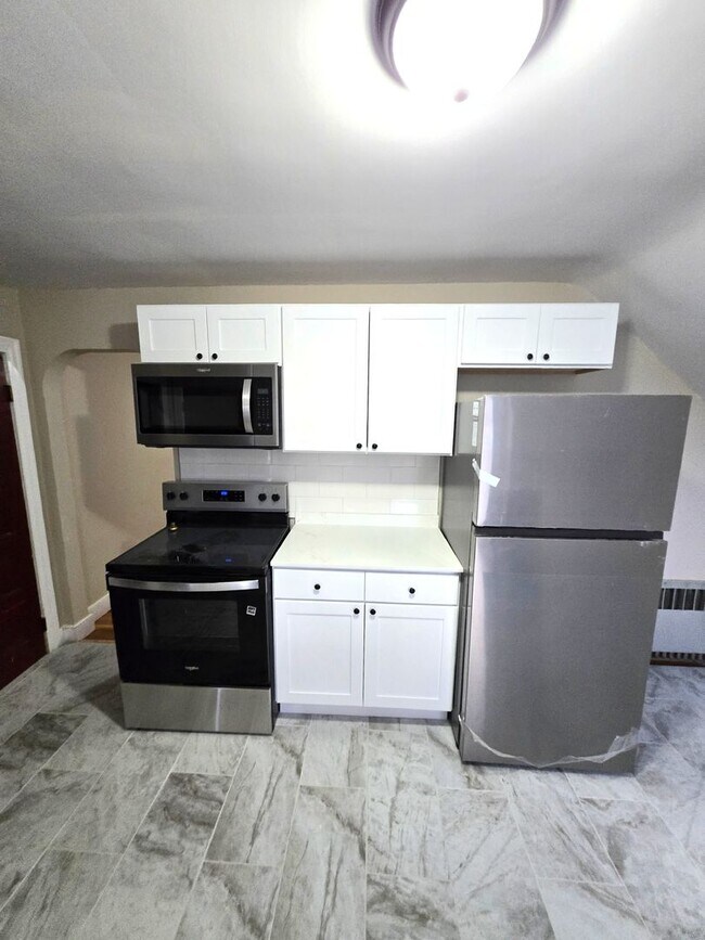 Photo - 848 Smith St Unit 3