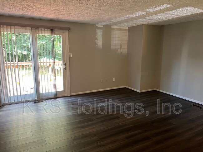 Photo - 14582 Olde Kent Rd
