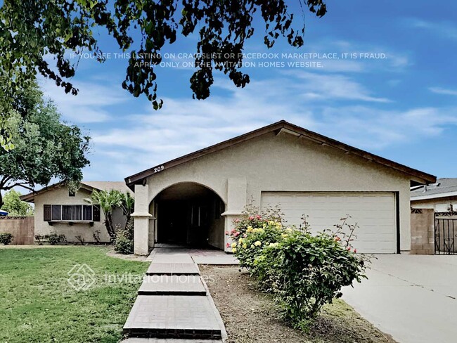 Photo - 209 E Condor Dr