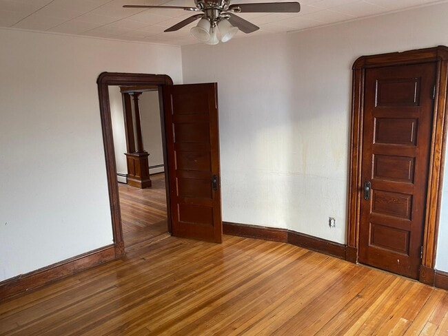 Photo - 311 New Park Ave