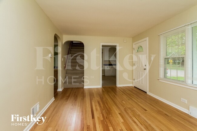 Photo - 40 2nd St