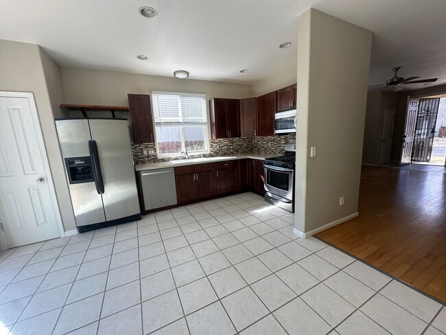 Photo - 2102 Red Blossom Ct