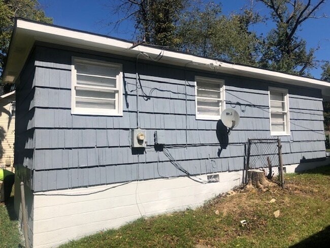 Photo - 6732 Frankfort Ave