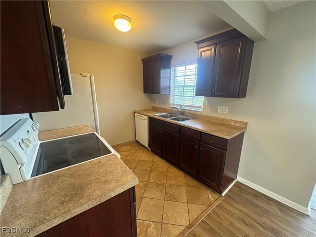 Photo - 7019 Cedarhurst Dr Unit 9D
