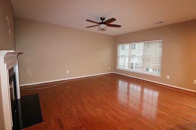 Photo - 4635 Battenburg Ln