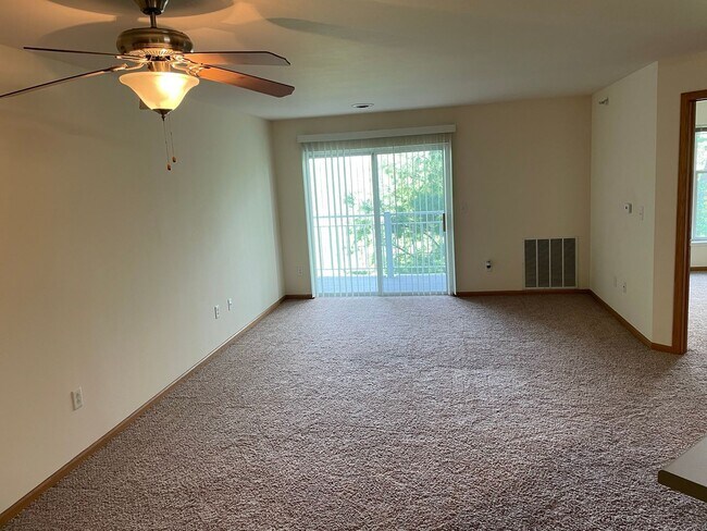 Photo - Door Creek Apartments