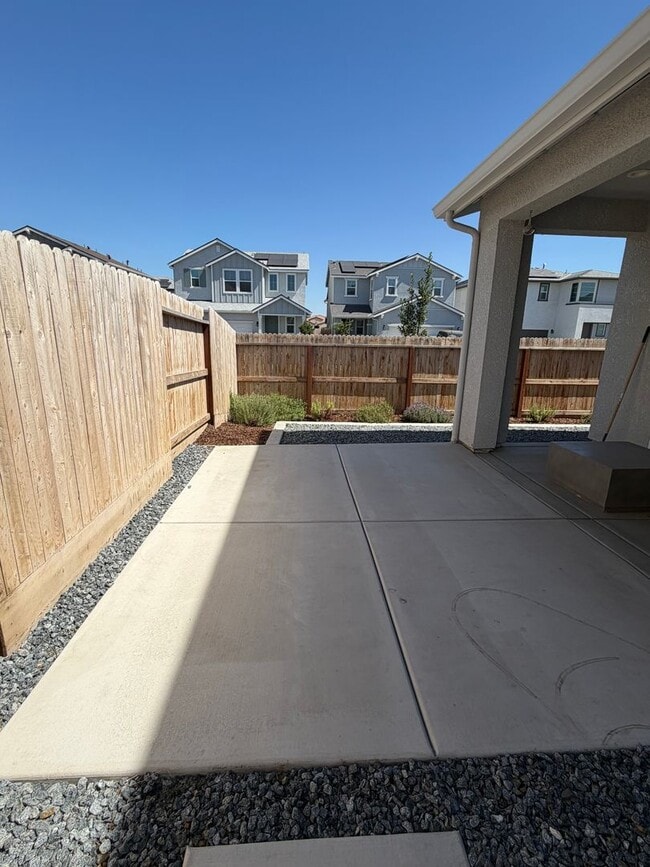 Photo - Great new home for rent in Visalia!
