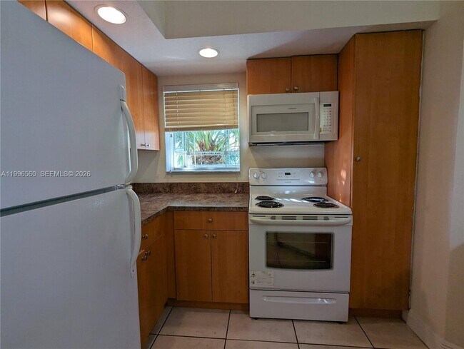 Photo - 3430 Pinewalk Dr N