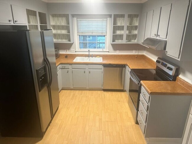 Photo - Nice 3 Bedroom home with great outdoor space