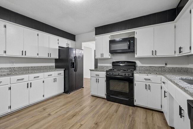 Photo - Minutes from Offutt!