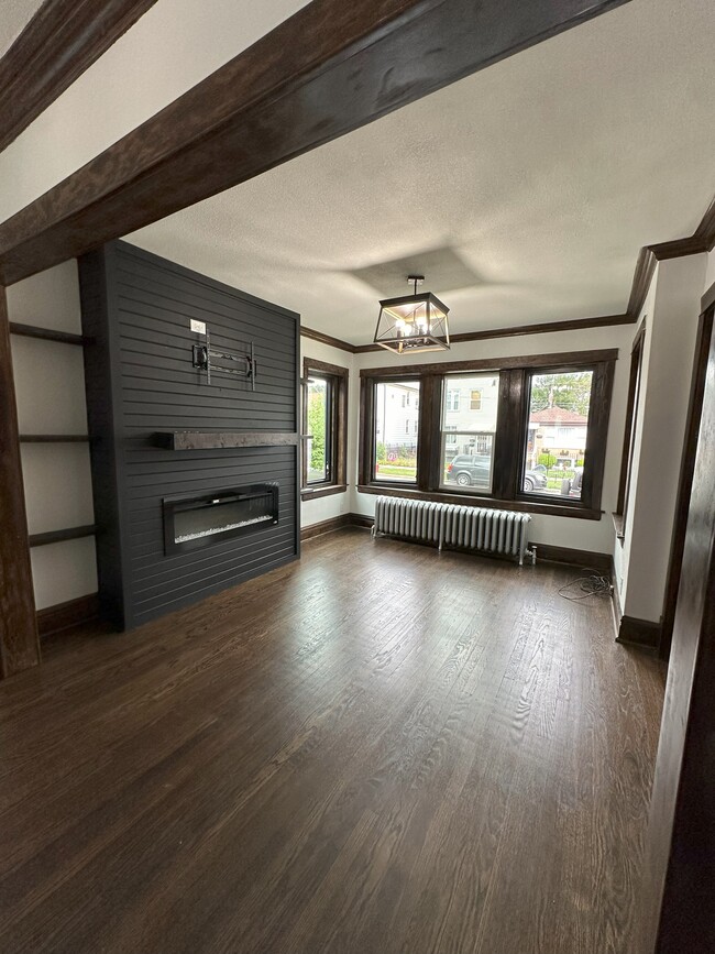 Living Room - 2535 N Linder Ave Apartments Unit 1F