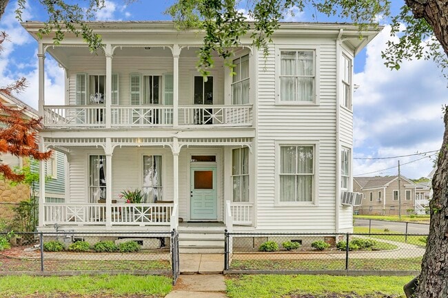 Building Photo - 3602 Avenue M