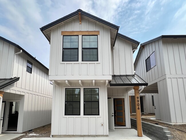 Building Photo - 9906 NE 46th Ct Rental