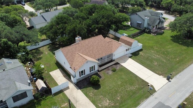 Building Photo - 203 Dunkeld Dr