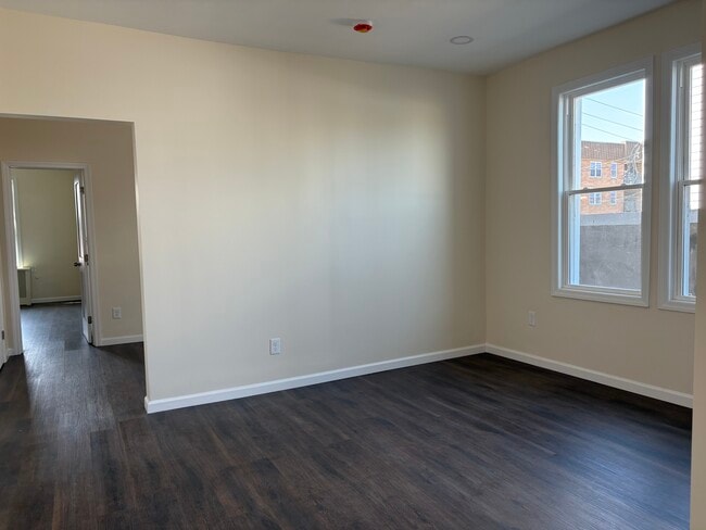 Dining room - 353 Central Ave Unit #2