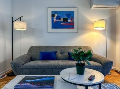 Building Photo - 720 Av. Marin