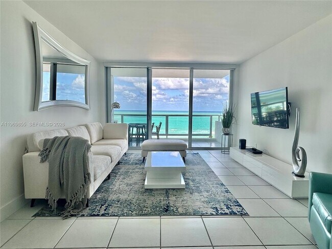 Photo - 5161 Collins Ave Unit 1017