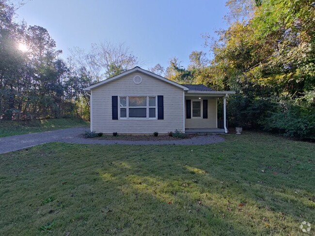 Building Photo - 2 Bedroom 1 Bath home in Aiken!