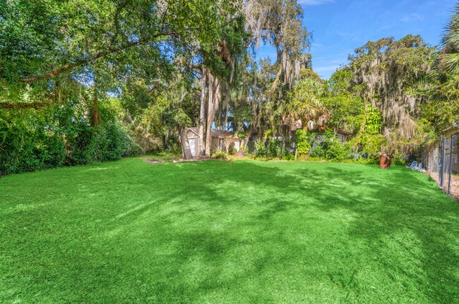 Photo - Completely Renovated 3 Bedroom.