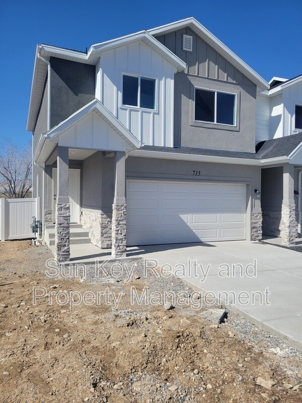 715 N 160 E Townhome Townhome Rental in Tooele UT