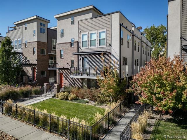 Photo - 1329 Jackson St Townhome