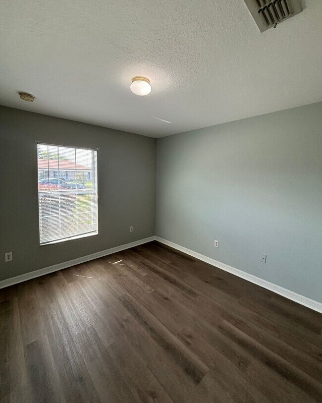 Photo - 31 Juniper Pass Trail