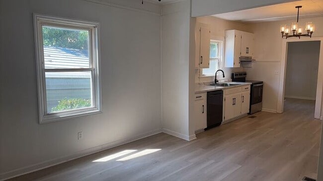 Photo - 3 Bedroom 1 Bathroom Renovated House with Fenced Yard