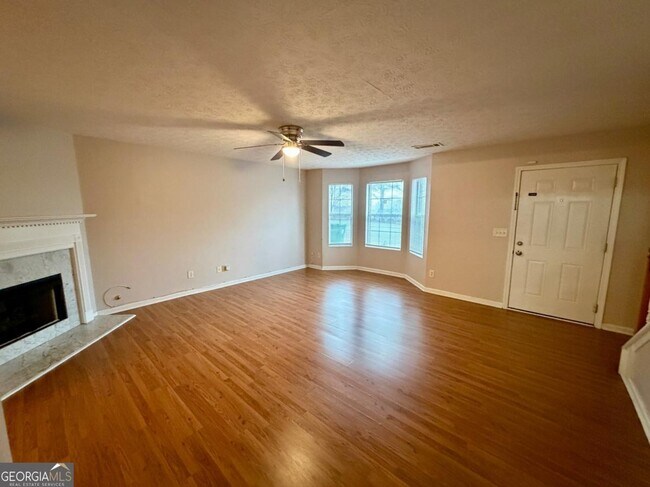 Photo - 5583 Windfall Ln