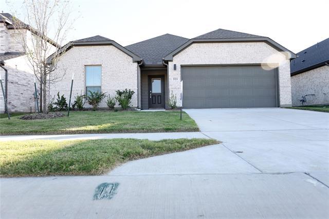 Building Photo - 521 Whispering Winds Trl