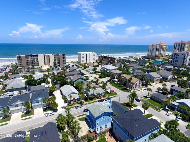 Photo - 630 2nd St S