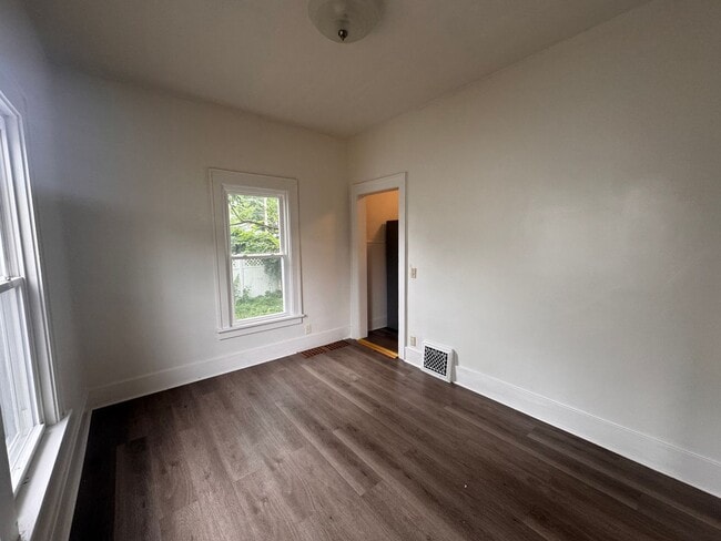 Photo - 628 W Thomas St