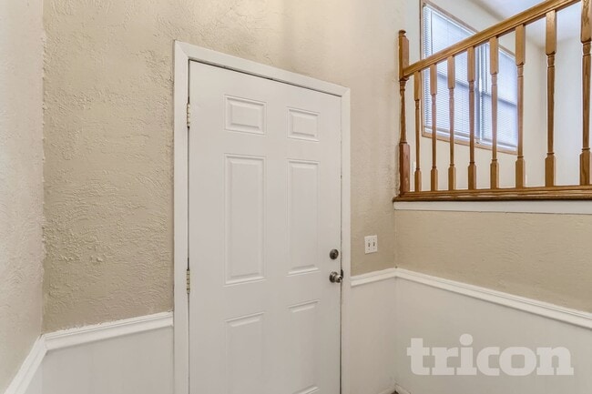 16 Dolphin Ct