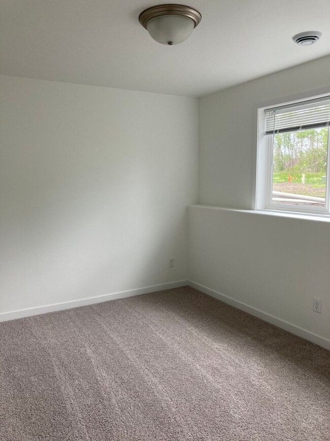 Photo - 3 Bed 3 Bath Twin Home