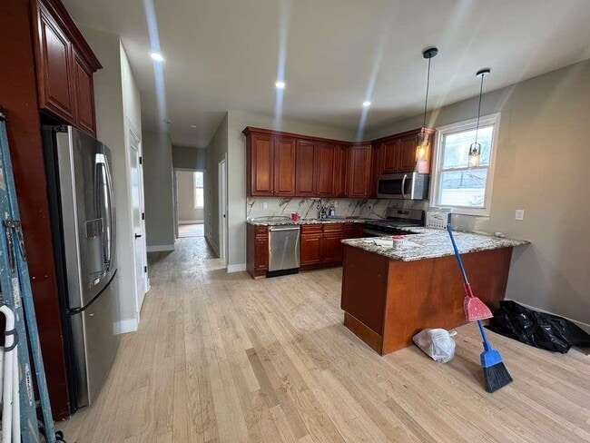 Photo - 192 Halladay St Unit 1