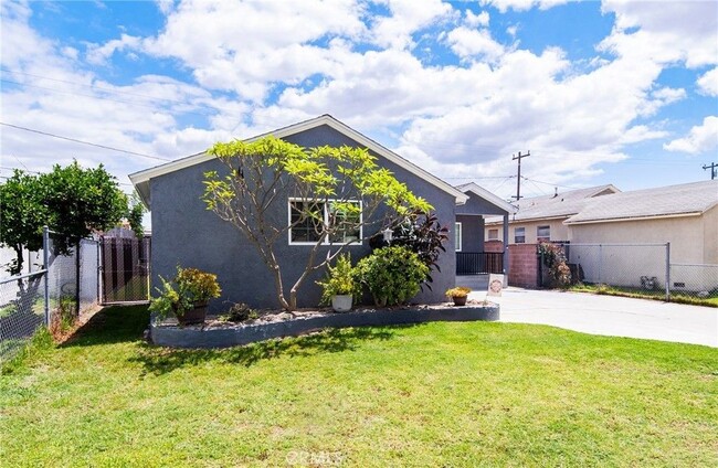 Photo - 13412 Behrens Ave