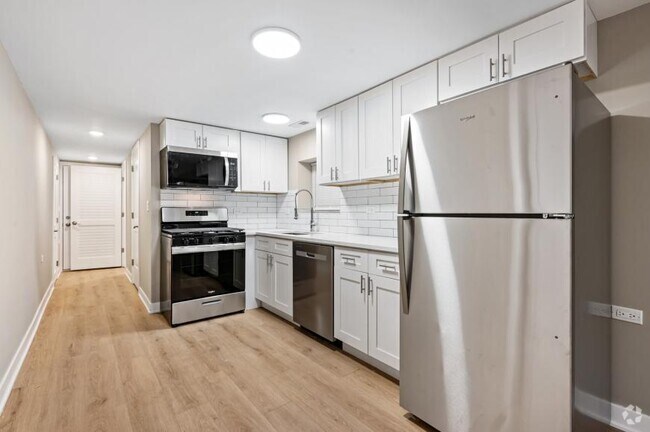 Building Photo - 2 bedroom in Chicago IL 60657 Unit G Rental