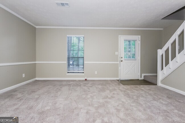 Photo - 144 Fairview Dr