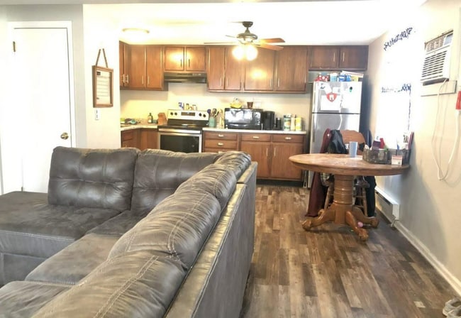 Photo - 221 E Jackson St Unidad 2