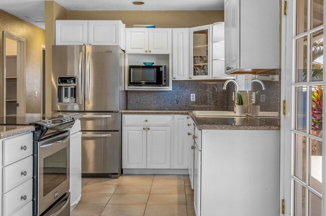 Photo - 312 Hiolani St