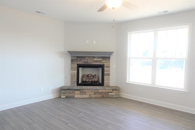 Photo - 2704 Millhone Dr